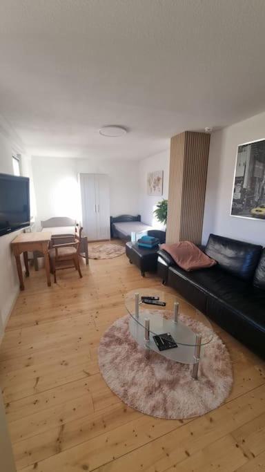 Wohnen In Niederweimar Zwischen Marburg Und Giessen Apartment Exterior foto